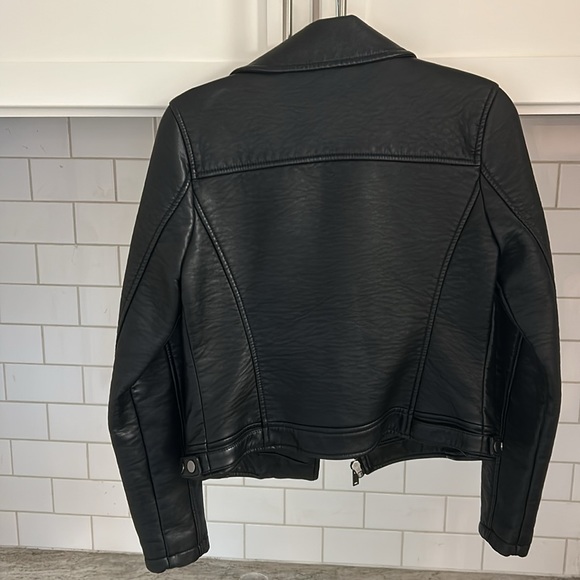 Guess Black Leather Jacket - Picture 2 of 4